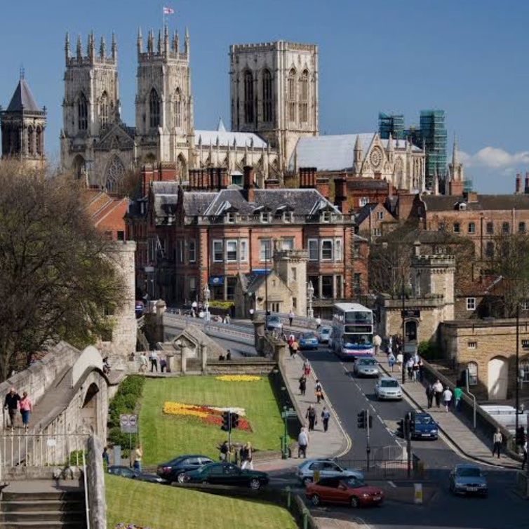 York paintings carrier service